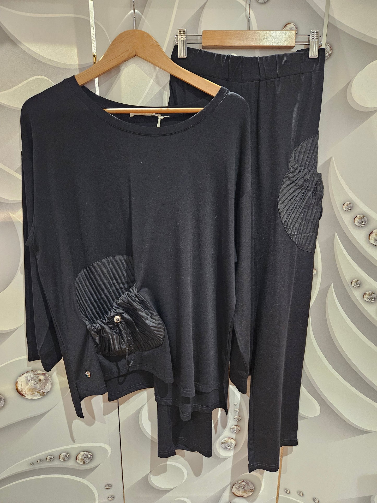 Top with Front Pleated Pocket