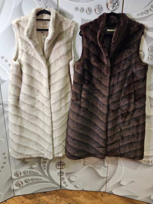 Faux-Fur Sleeveless Gilet