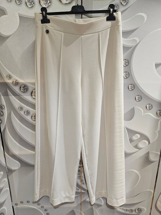 Cropped Wide Leg Trouser