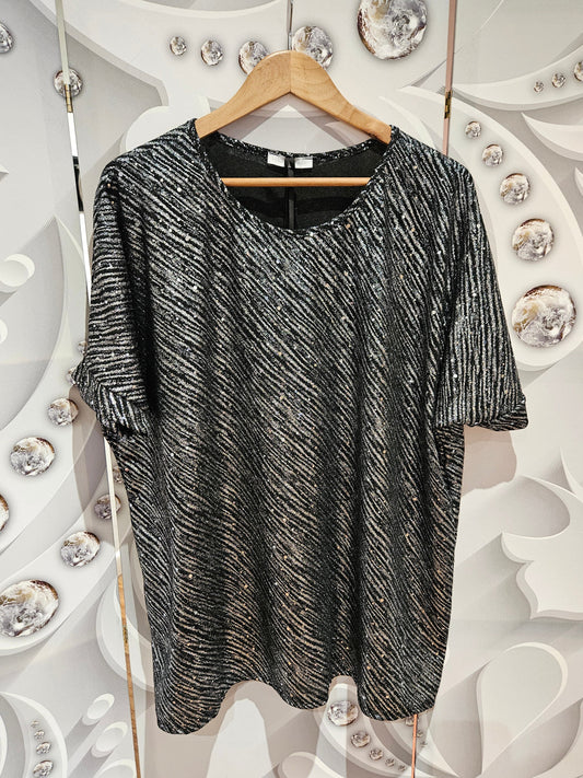 Short Sleeve Blouse with Glitter Linear Pattern