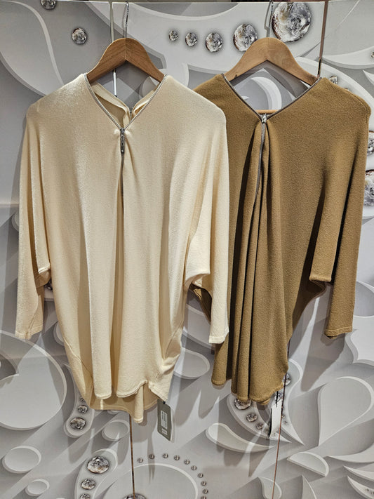 Zipped Neckline Batwing Sleeve Jumper