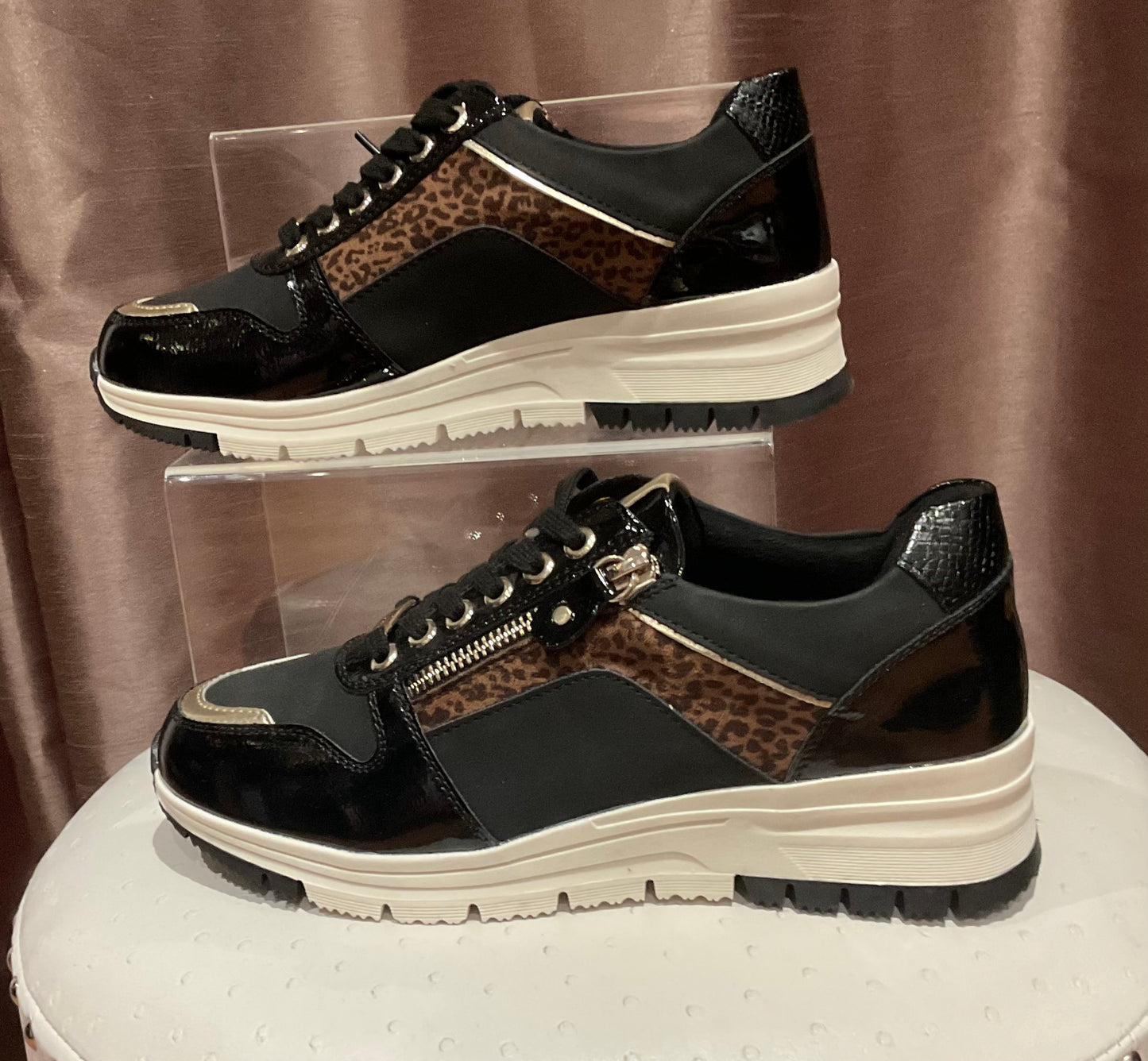 Lunar Kennedy Trainer