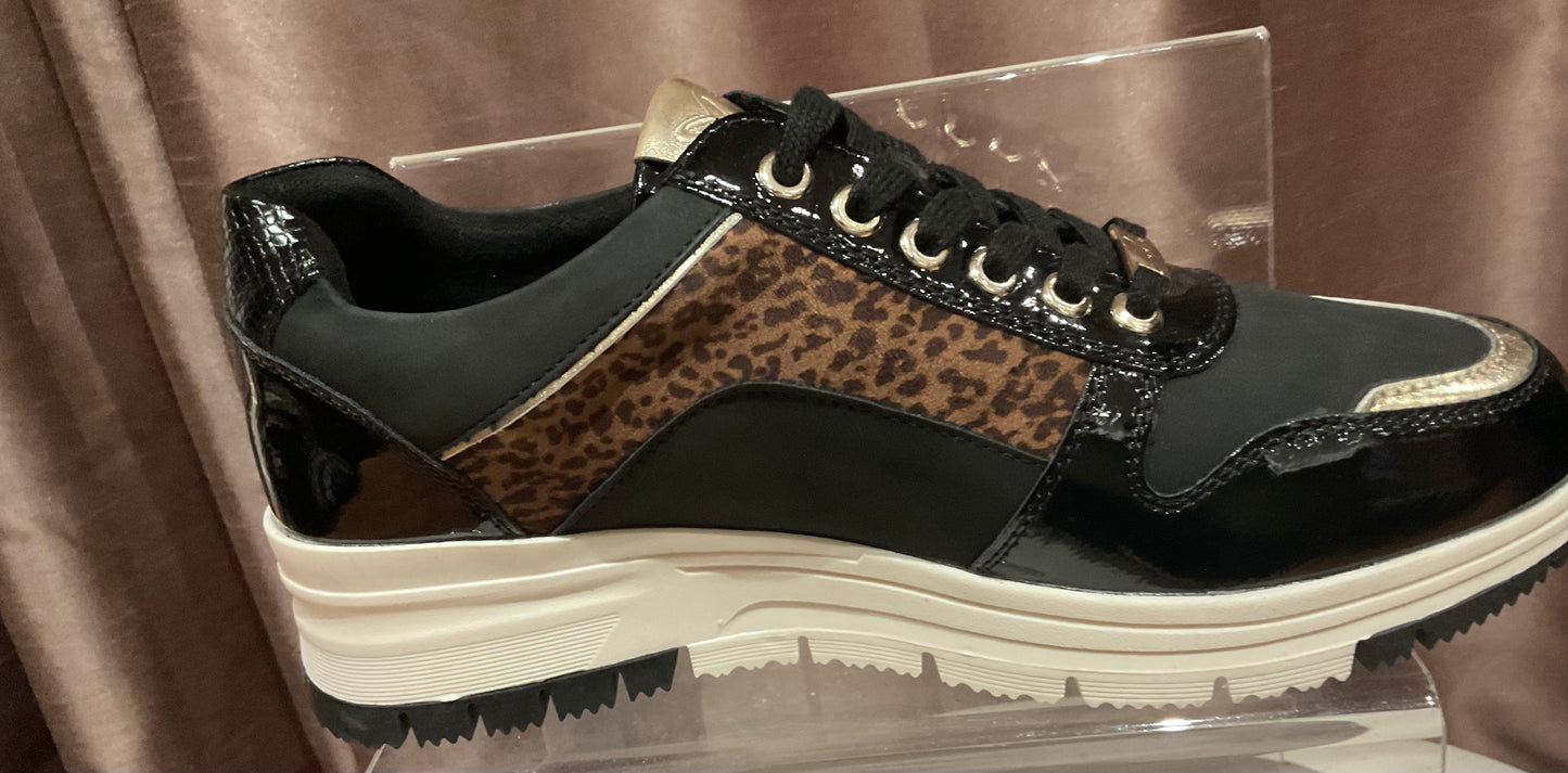 Lunar Kennedy Trainer