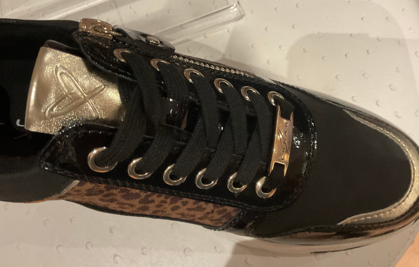 Lunar Kennedy Trainer